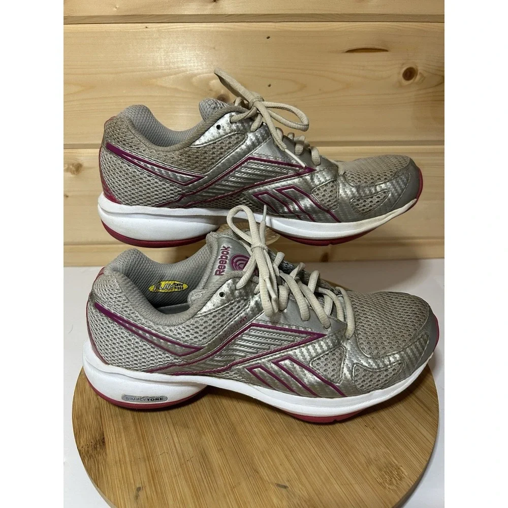 Reebok Women Shoe Easytone Size 9M Walking Athletic Toning EUC